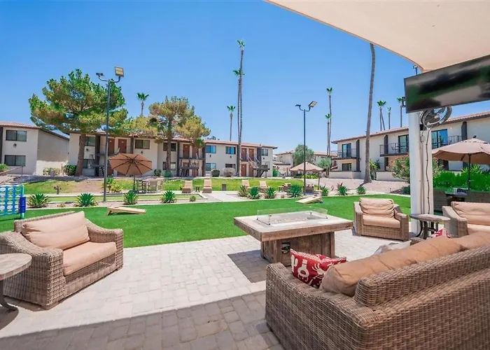 115 Fully Furnished 1br Suite-prime Location Apartment *